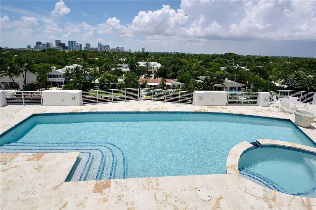 Photo 4 at 301 Hendricks Isle 5, Fort Lauderdale