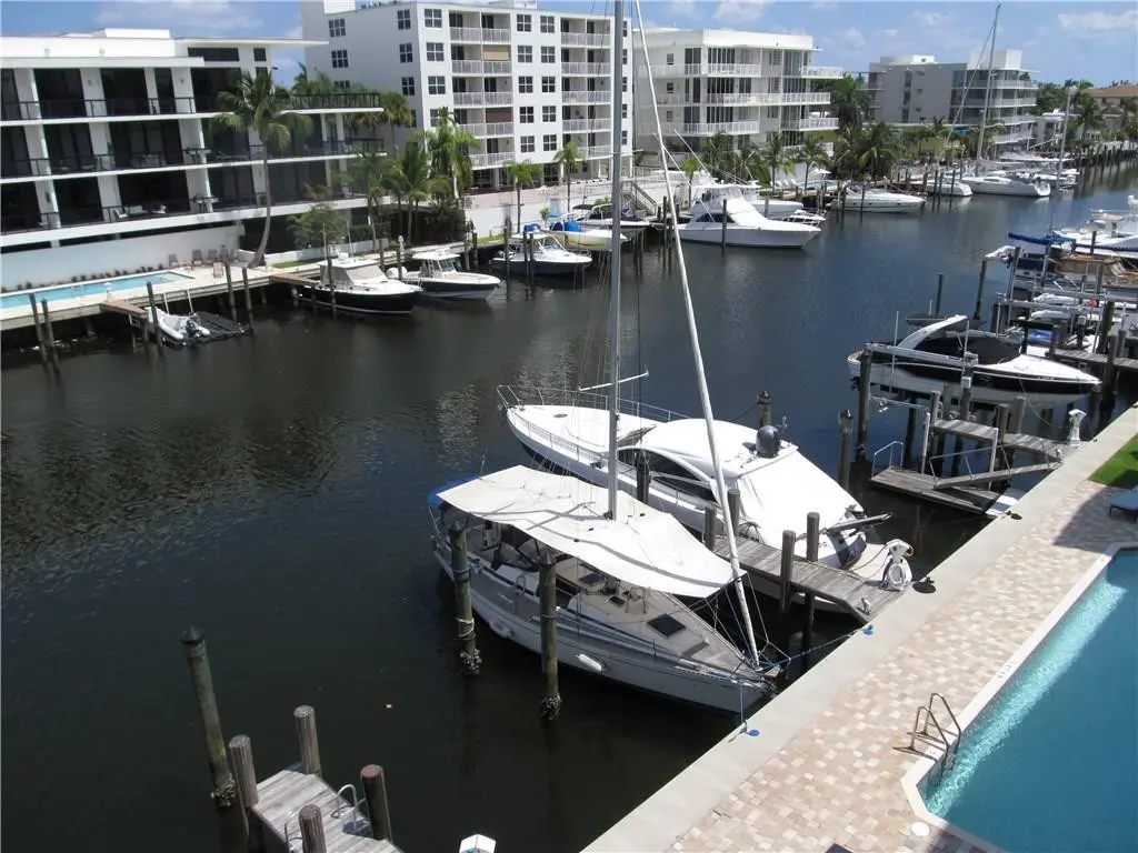 Photo 2 at 410 Hendricks Isle 404, Fort Lauderdale