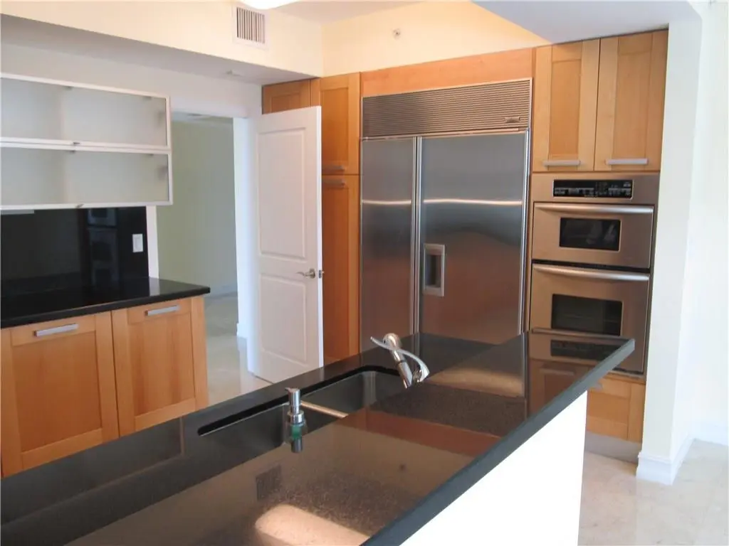 Photo 5 at 410 Hendricks Isle 404, Fort Lauderdale