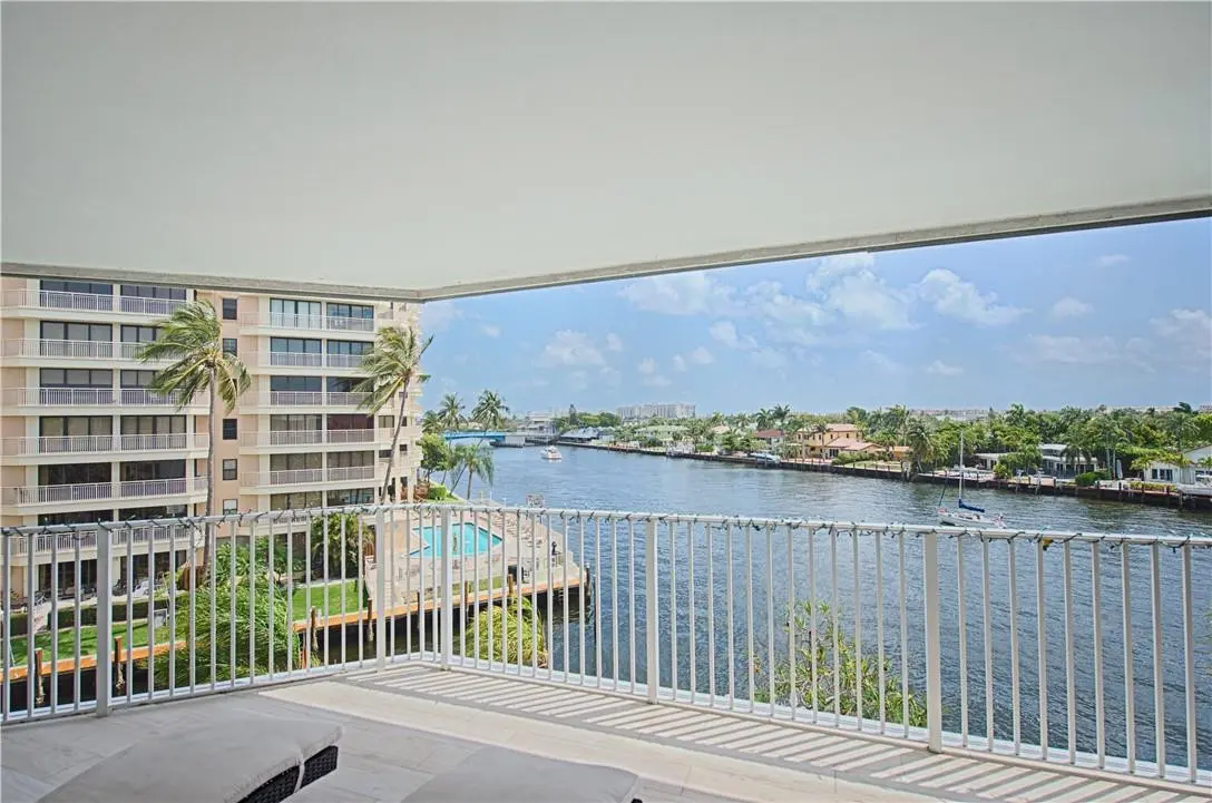 Photo 2 at 3100 NE 47th Court 401, Fort Lauderdale