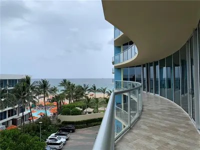 1200 Holiday Drive 406, Fort Lauderdale – sold