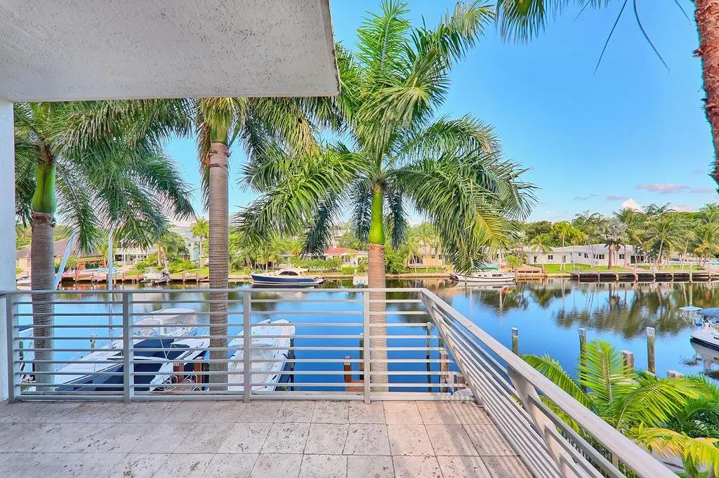Photo 7 at 301 Hendricks Isle 6, Fort Lauderdale