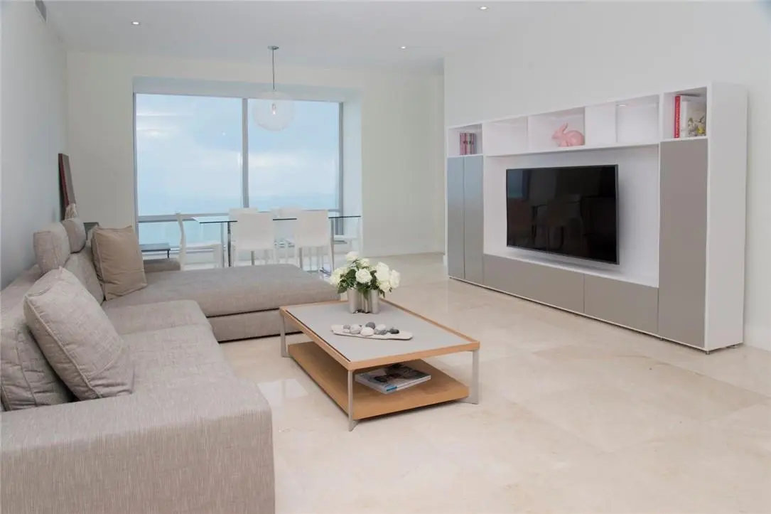 Photo 3 at 1425 Brickell Avenue 58A, Miami