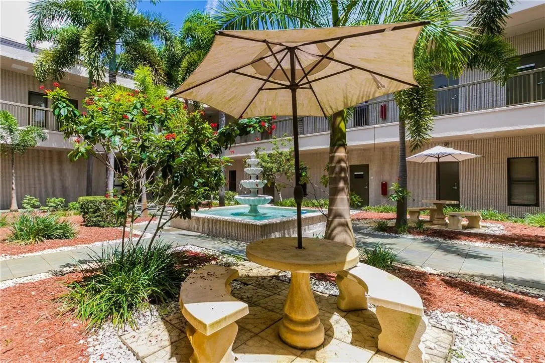 Photo 5 at 1500 N University Drive 201, Coral Springs