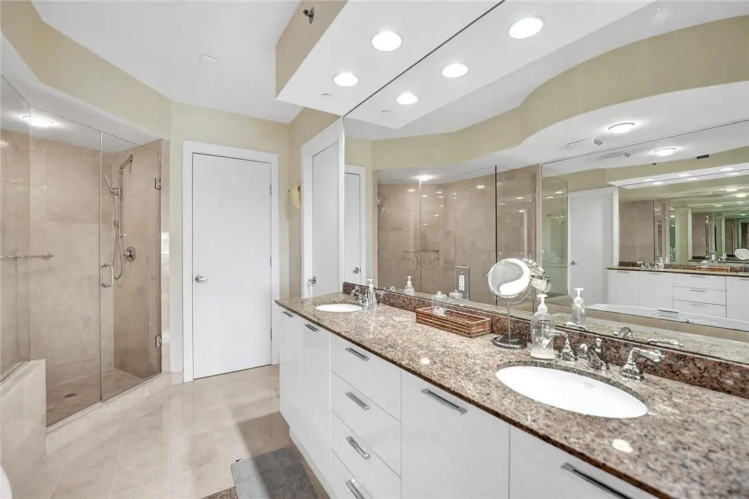 Photo 5 at 18911 Collins Avenue 2706, Sunny Isles Beach