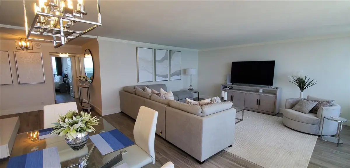 Dining Living at 4280 Galt Ocean Drive 17B, Fort Lauderdale