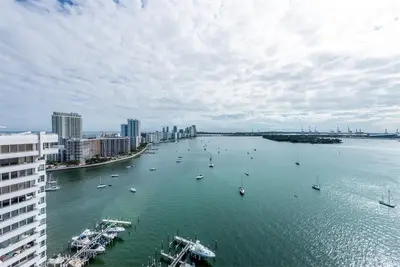 9 Island Avenue 2308, Miami Beach – sold