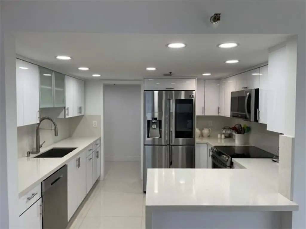 Photo 5 at 2025 Brickell Avenue 1201, Miami