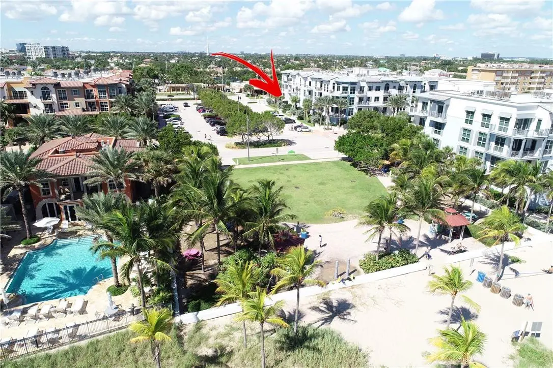 Photo 8 at 4511 El Mar Drive 201, Lauderdale-By-The-Sea