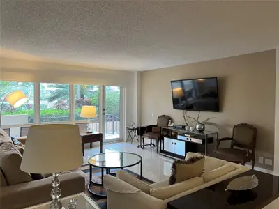 4900 N Ocean Boulevard 206, Lauderdale-By-The-Sea – sold