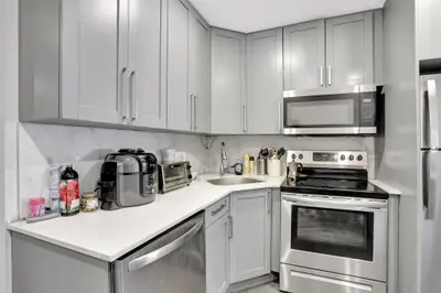 2609 NW 9th Avenue, Wilton Manors – Duplex for sale