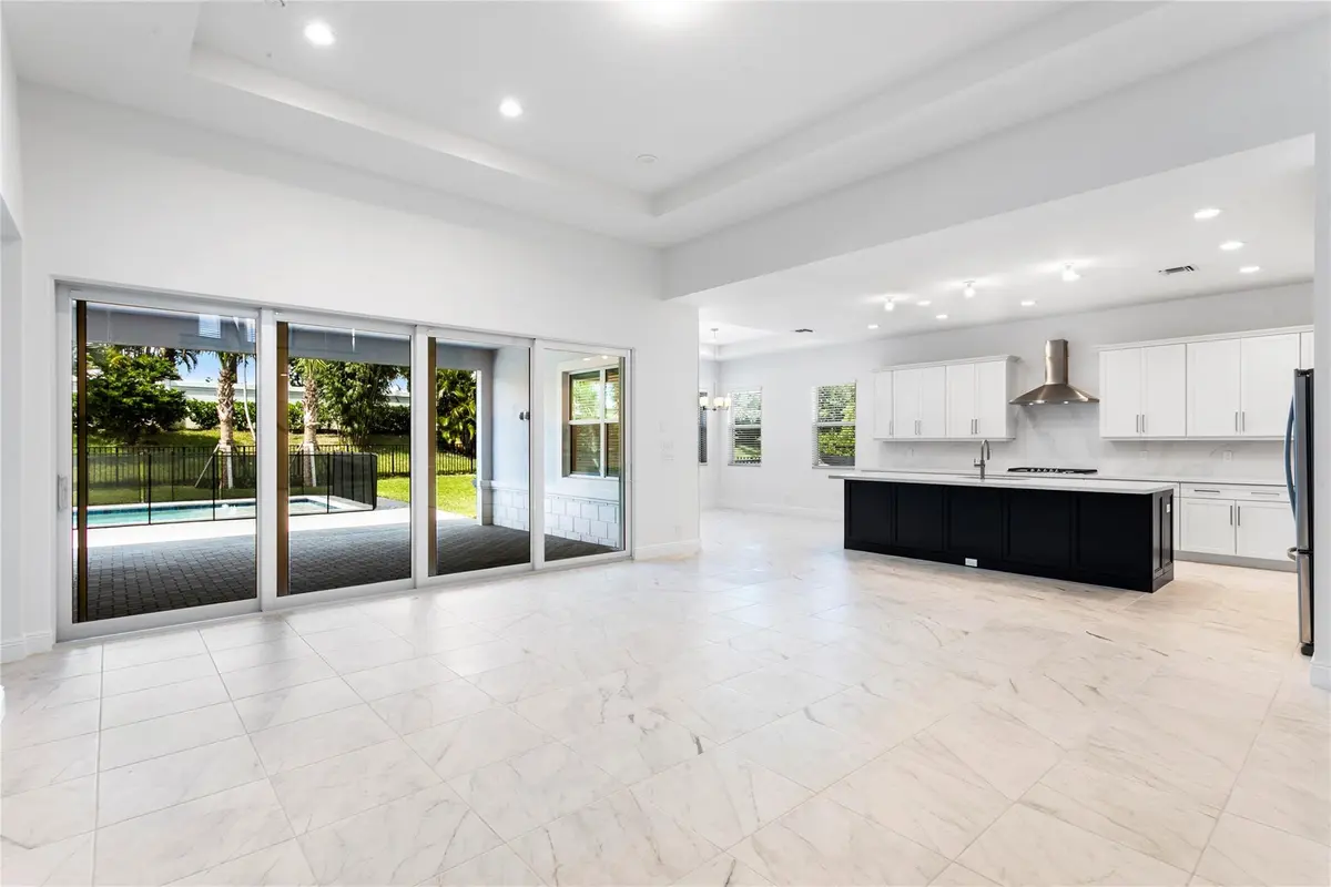 Photo 4 at 9224 Crestview Circle, Palm Beach Gardens