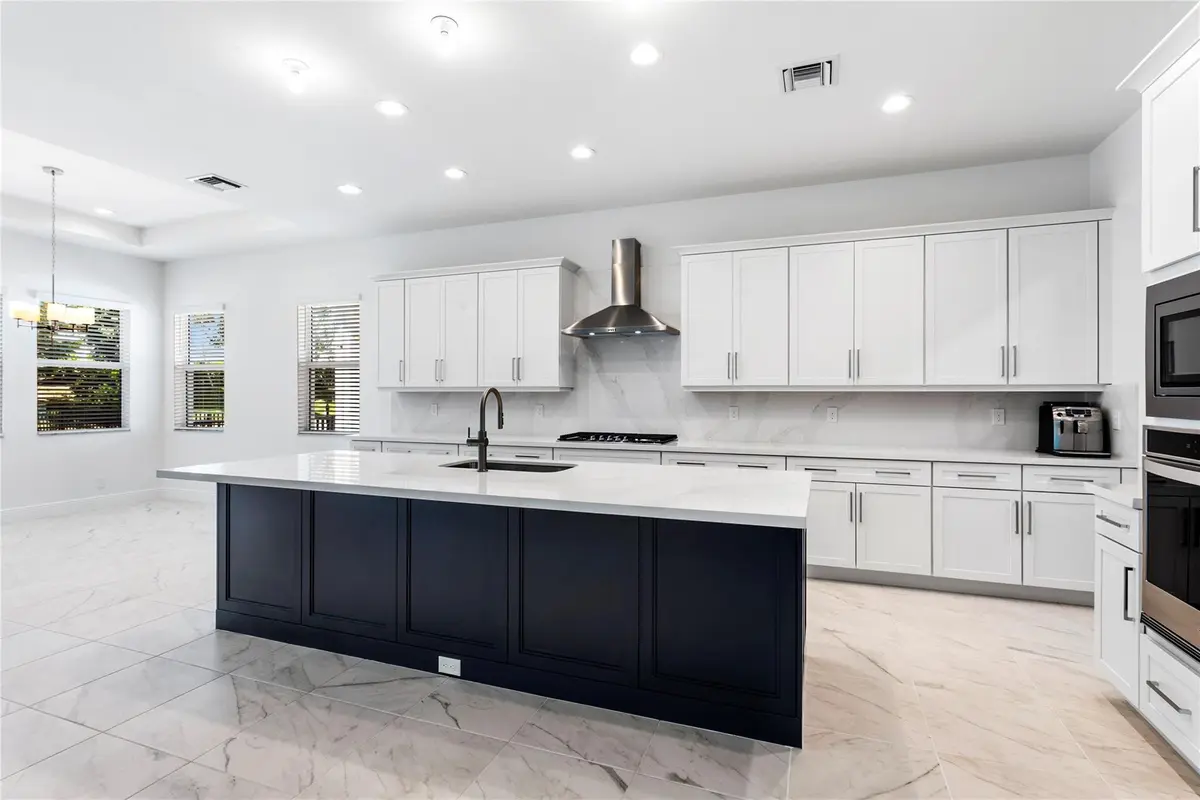 Photo 8 at 9224 Crestview Circle, Palm Beach Gardens