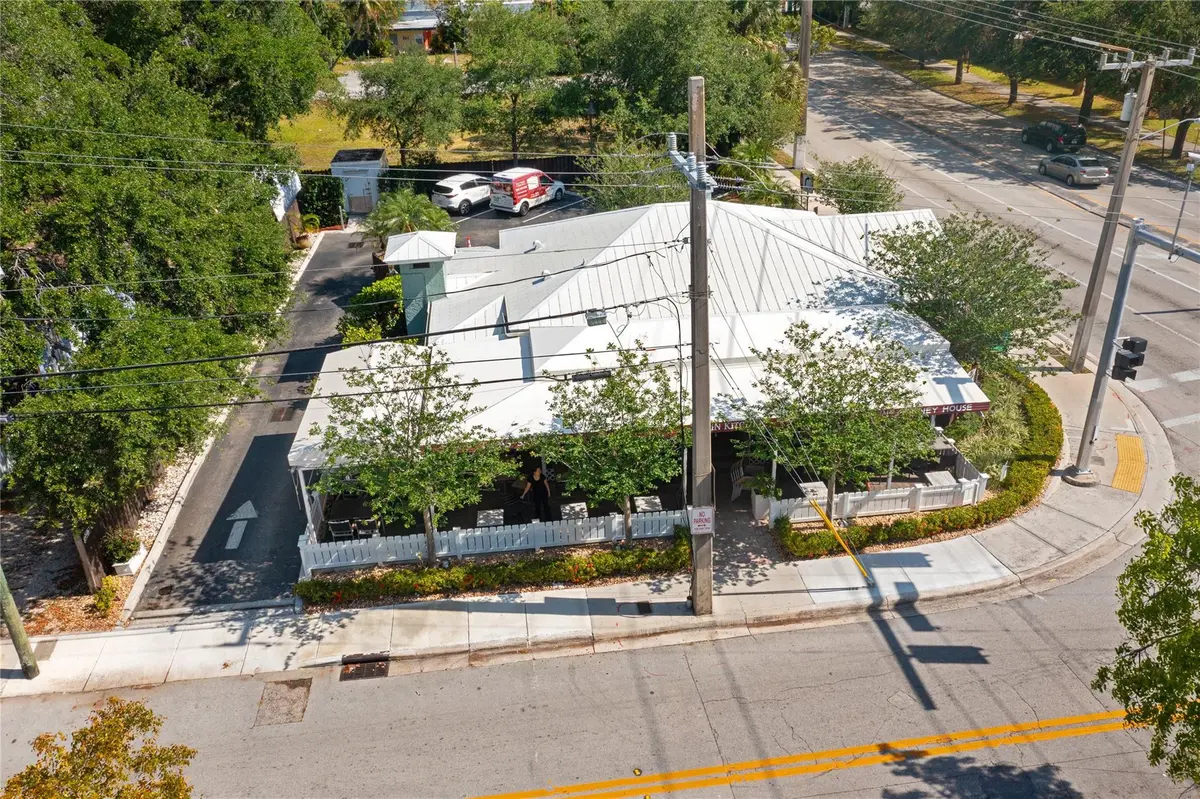 Photo 2 at 701 W Las Olas Boulevard, Fort Lauderdale