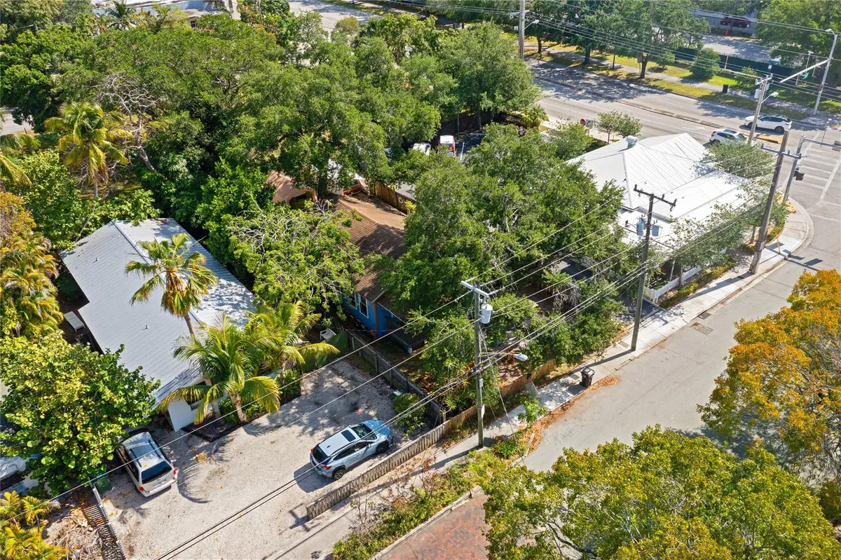 Photo 3 at 701 W Las Olas Boulevard, Fort Lauderdale