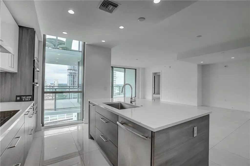 Photo 4 at 100 E Las Olas Boulevard 1804, Fort Lauderdale