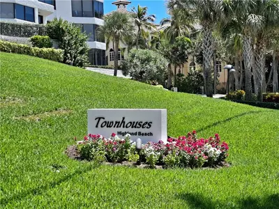 2565 S Ocean Boulevard 201N, Boca Raton – sold