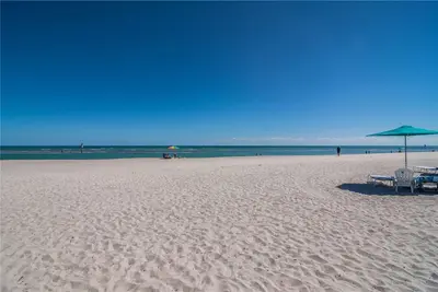 177 Ocean Lane Drive 613, Key Biscayne – sold