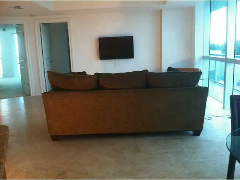 Family/Great Room at 1200 Holiday Drive 705, Fort Lauderdale