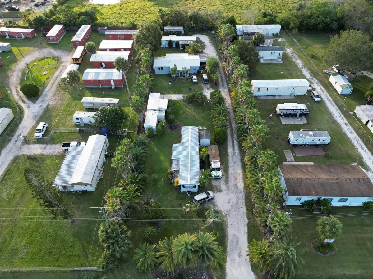 Photo 2 at 3431 38th Avenue, Okeechobee