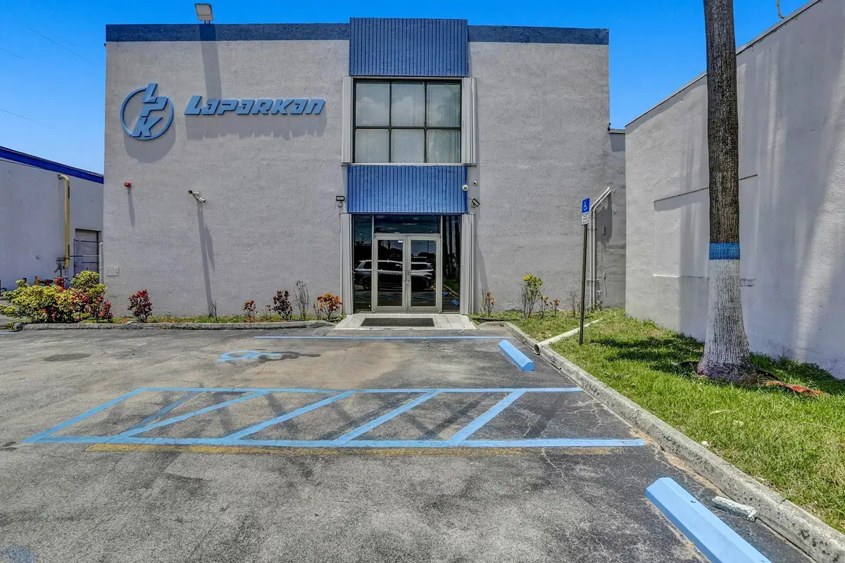 Photo 4 at 3775 NW 77th Street, Miami