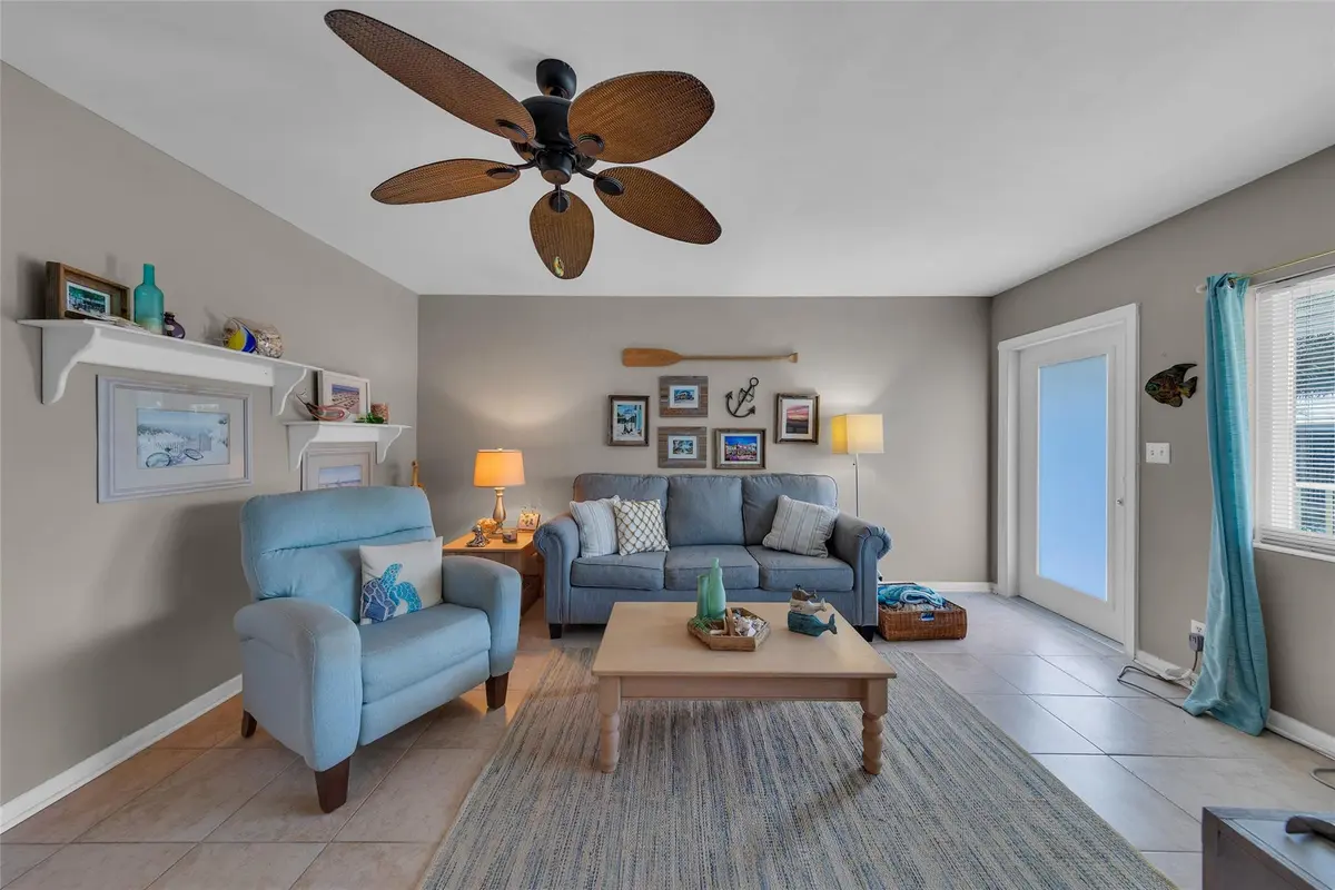 Photo 6 at 11 SW 4th Avenue 11, Boca Raton