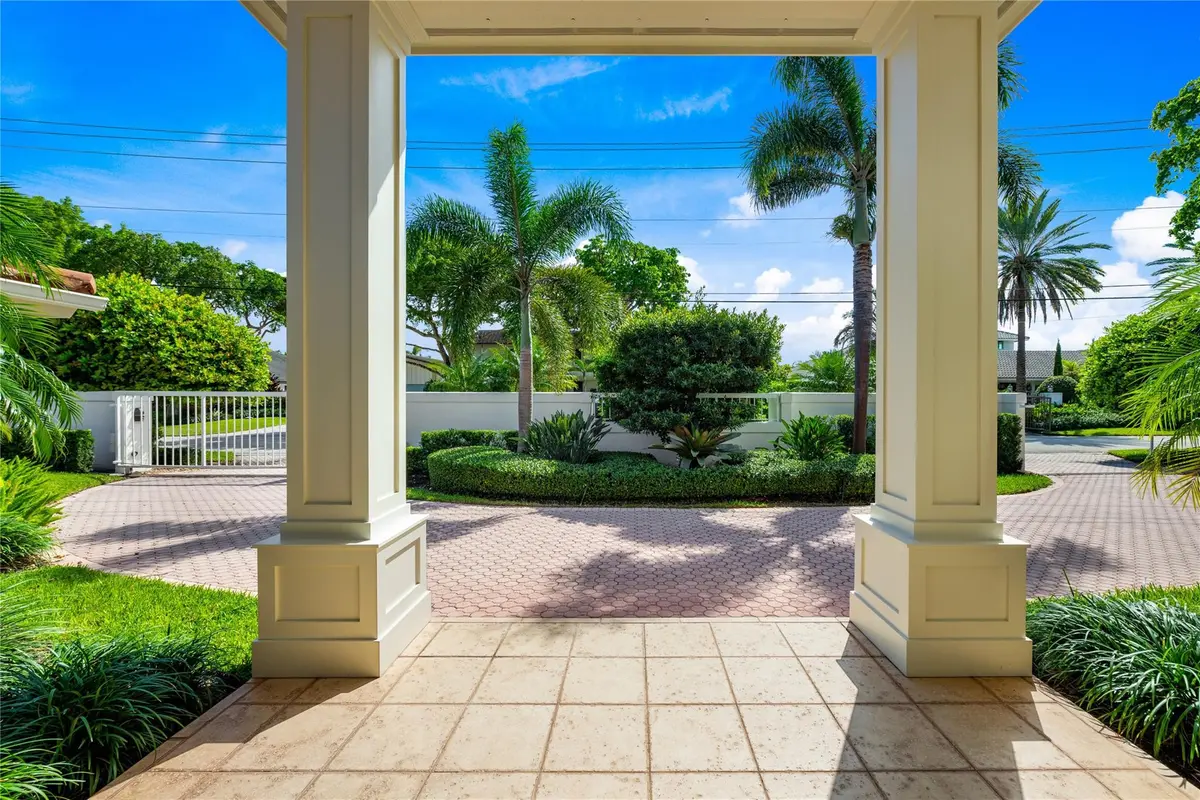 Photo 5 at 3061 NE 44th Street, Fort Lauderdale