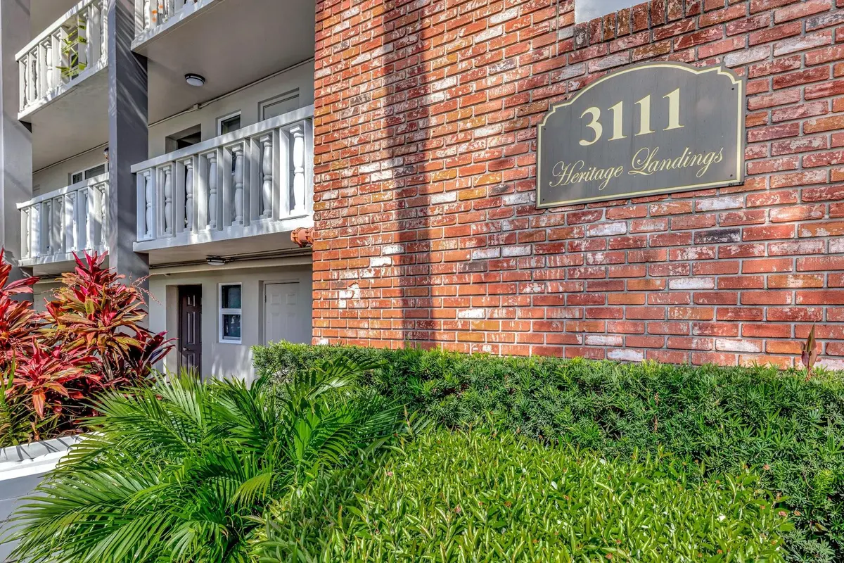 Photo 3 at 3111 NE 51st Street 205, Fort Lauderdale