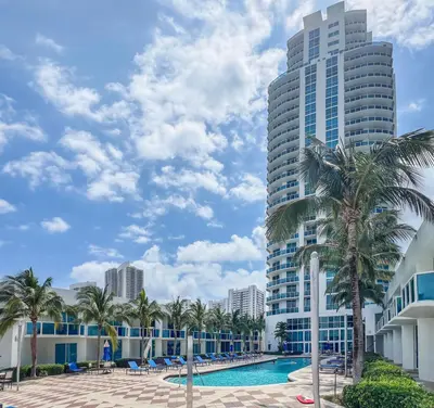 1945 S Ocean Drive 1009, Hallandale Beach – sold