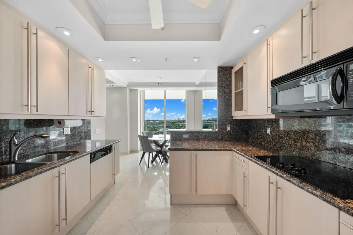 Photo 7 at 411 N New River Drive 902, Fort Lauderdale