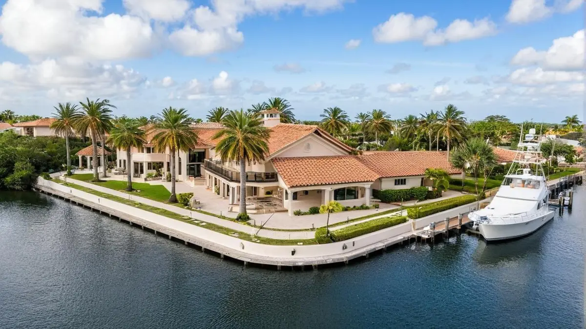 Photo 3 at 3100 NE 46th Street, Lighthouse Point