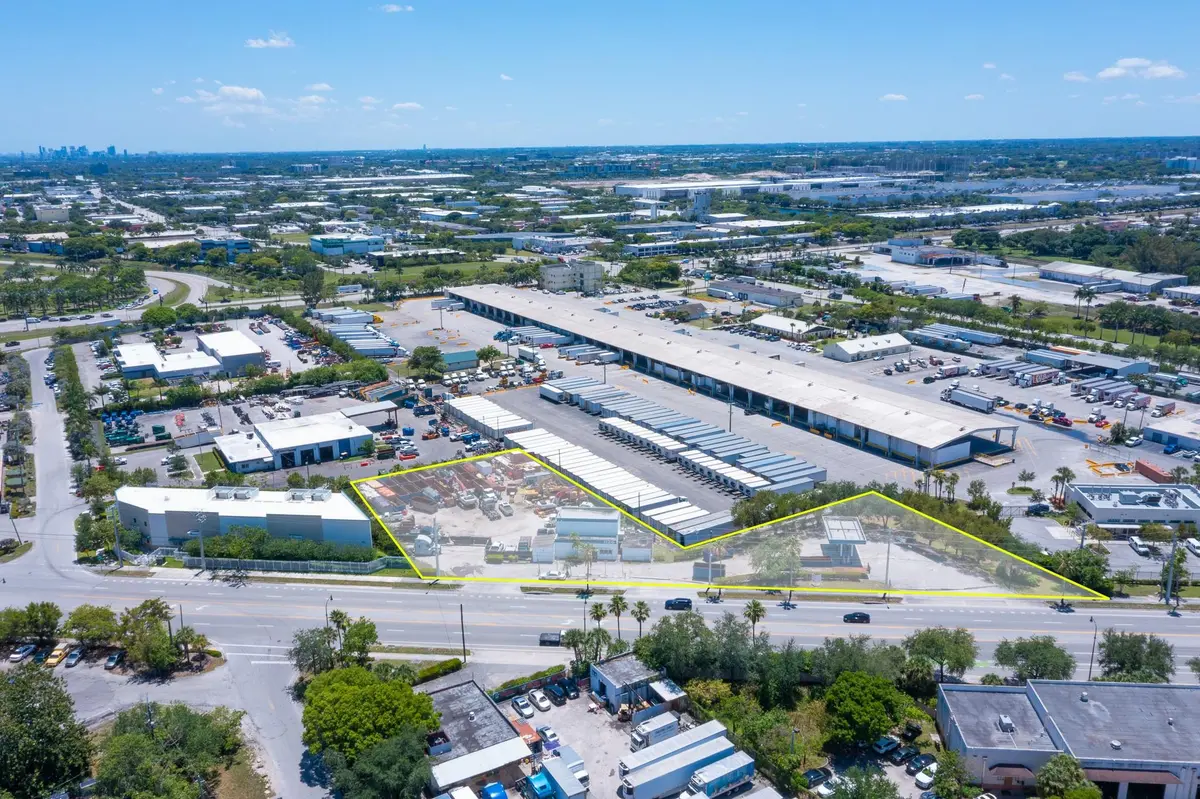Photo 3 at 1126 Dr Martin Luther King Jr Boulevard, Pompano Beach