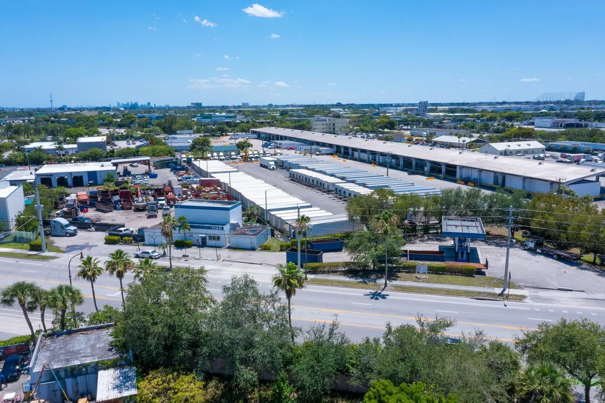 Photo 4 at 1126 Dr Martin Luther King Jr Boulevard, Pompano Beach