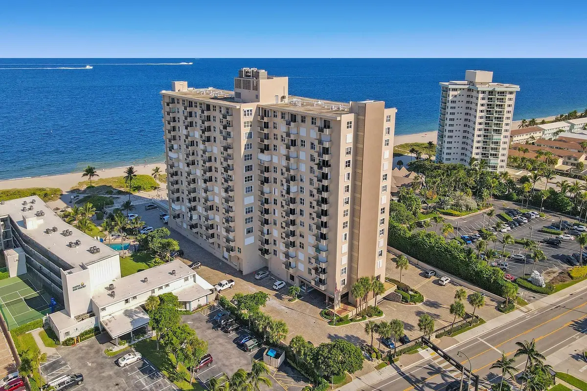 Aerial view of building at 2000 S Ocean Boulevard 7J, Lauderdale-By-The-Sea