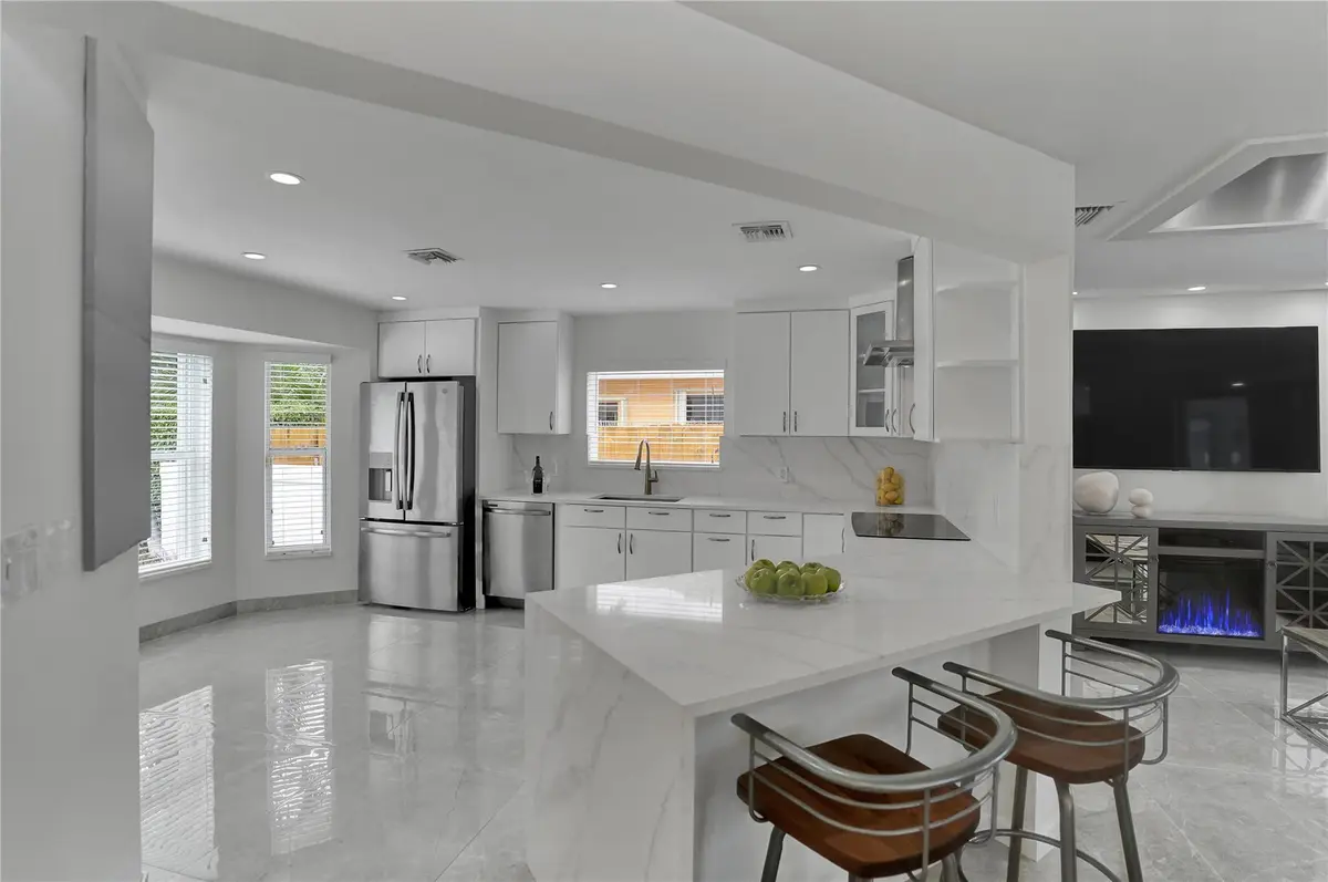 Photo 5 at 2363 SE 15th Street, Pompano Beach