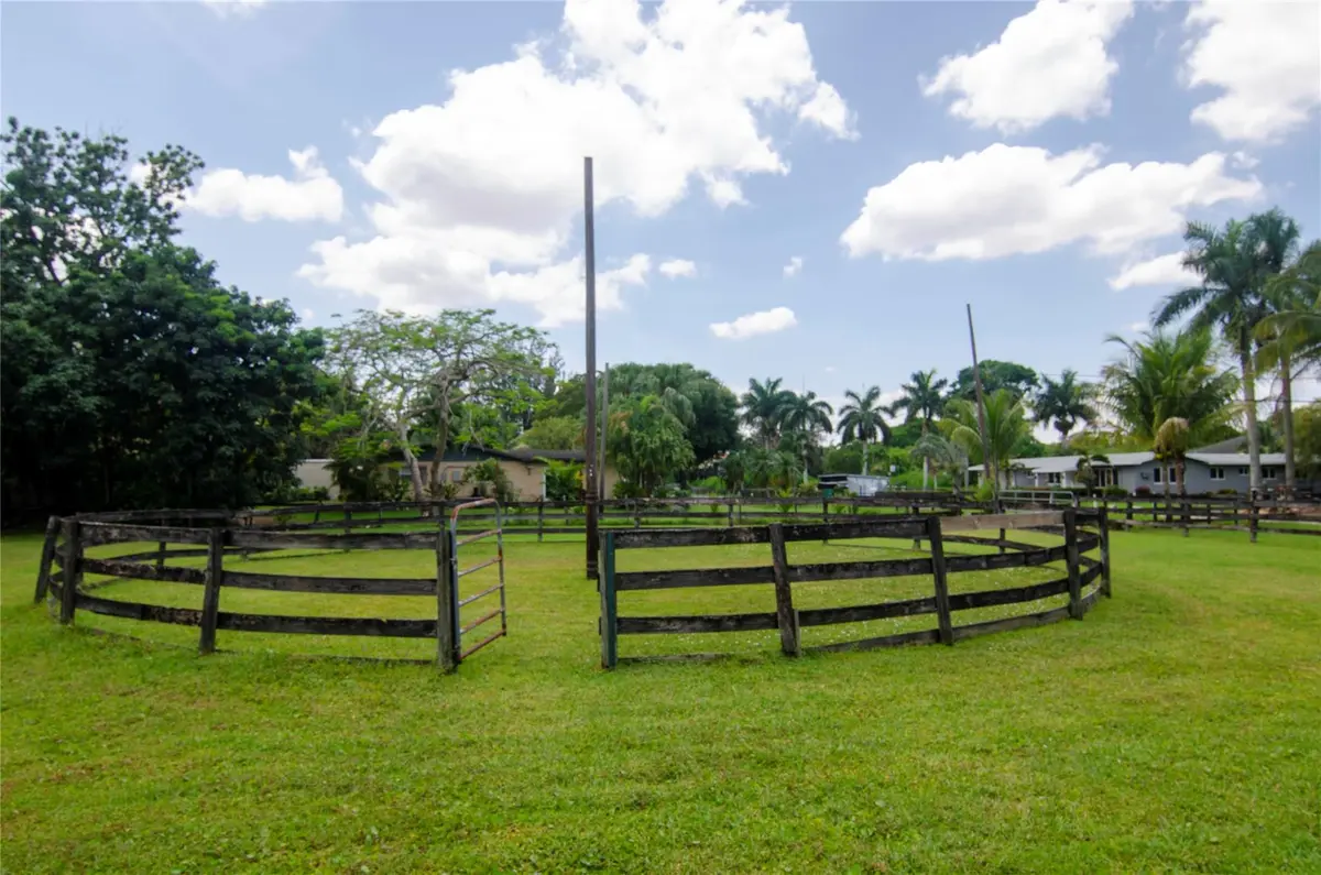 Photo 2 at 1765 Back Lot SW Back 112th Avenue, Davie