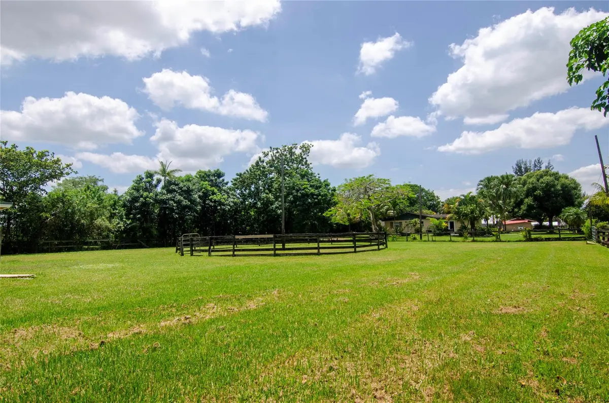 Photo 8 at 1765 Back Lot SW Back 112th Avenue, Davie