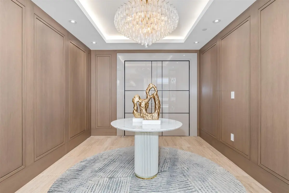 Foyer at 525 N Fort Lauderdale Beach Boulevard 2201, Fort Lauderdale