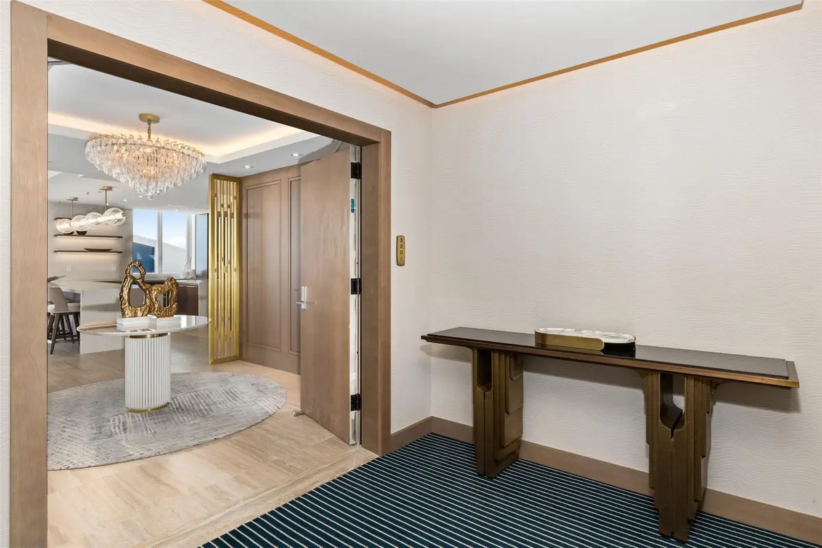 Foyer at 525 N Fort Lauderdale Beach Boulevard 2201, Fort Lauderdale