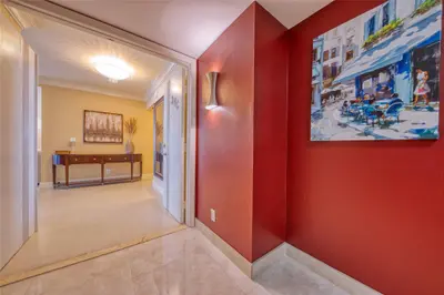 4280 Galt Ocean Drive 29C, Fort Lauderdale – sold
