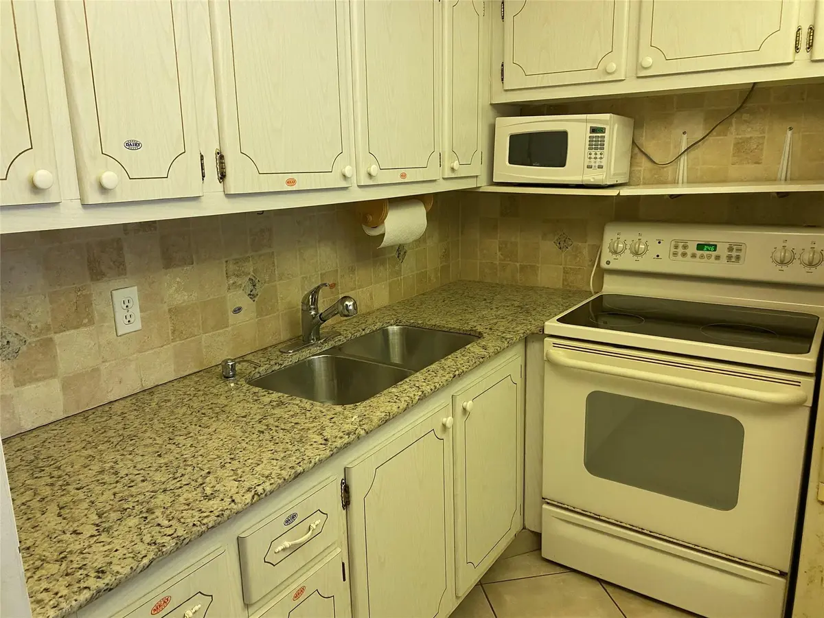 Photo 5 at 2025 Berkshire B 2025, Deerfield Beach