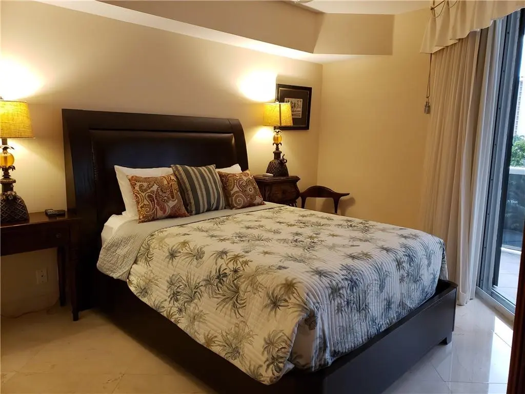 Guest bedroom (queen bed) at 3200 N Ocean Bl 407, Fort Lauderdale