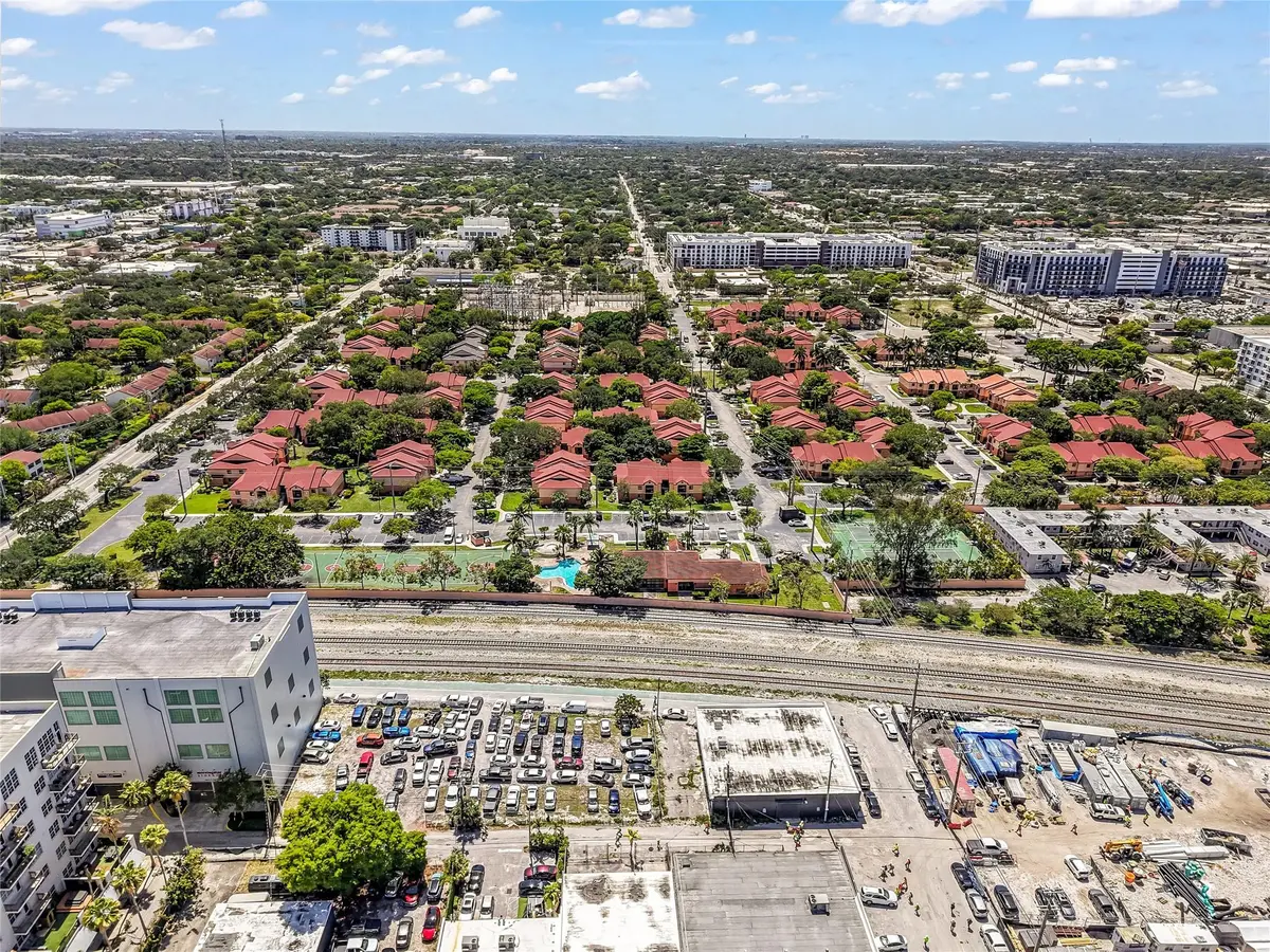Photo 2 at 114 NW 5th Street, Fort Lauderdale
