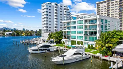 353 Sunset Drive 401, Fort Lauderdale – sold
