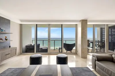 4300 N Ocean Boulevard 9B, Fort Lauderdale – sold