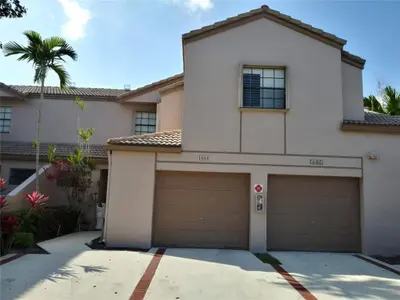 1668 Cypress Pointe Drive 1668, Coral Springs – Condominium for sale