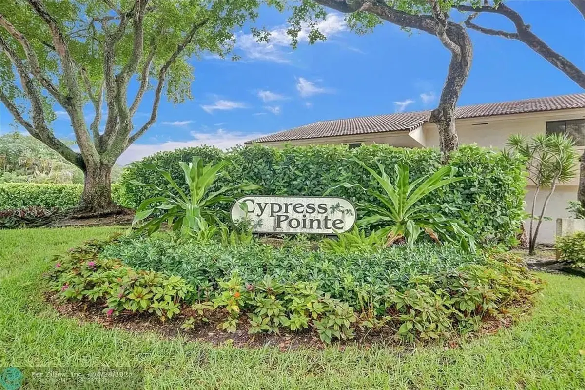 Photo 5 at 1668 Cypress Pointe Drive 1668, Coral Springs