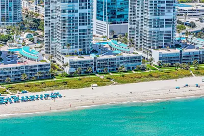 16445 Collins Avenue 1026, Sunny Isles Beach – sold