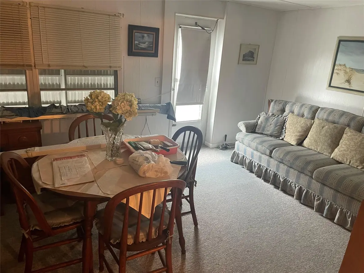 Photo 6 at 1888 SW 85th Avenue, Davie