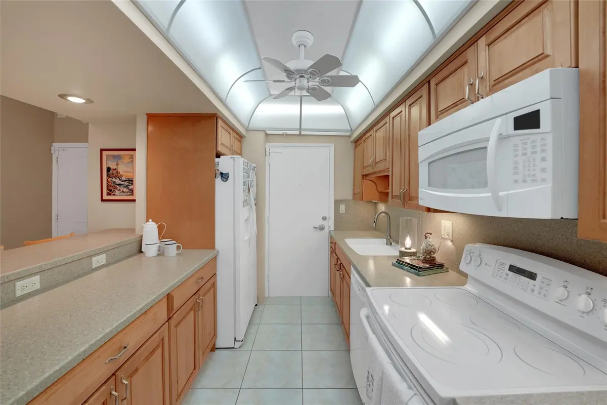 Photo 7 at 3200 NE 36th Street 319, Fort Lauderdale